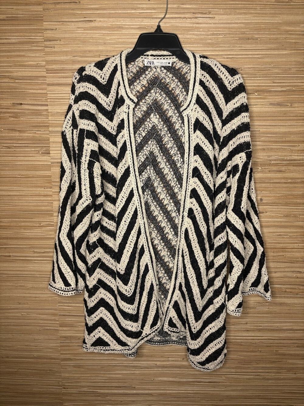 Zara Women’s Chevron Crochet Knit Open Cardigan Kimono Black & Cream Sz M